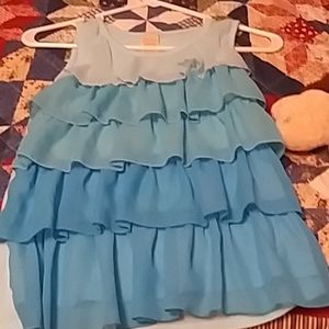 Selling the shirt that I cannot fit anymore